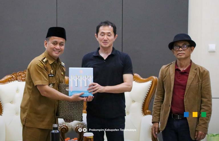 Gandeng Investor Jepang, Bupati Cecep Dorong Hilirisasi Lobster